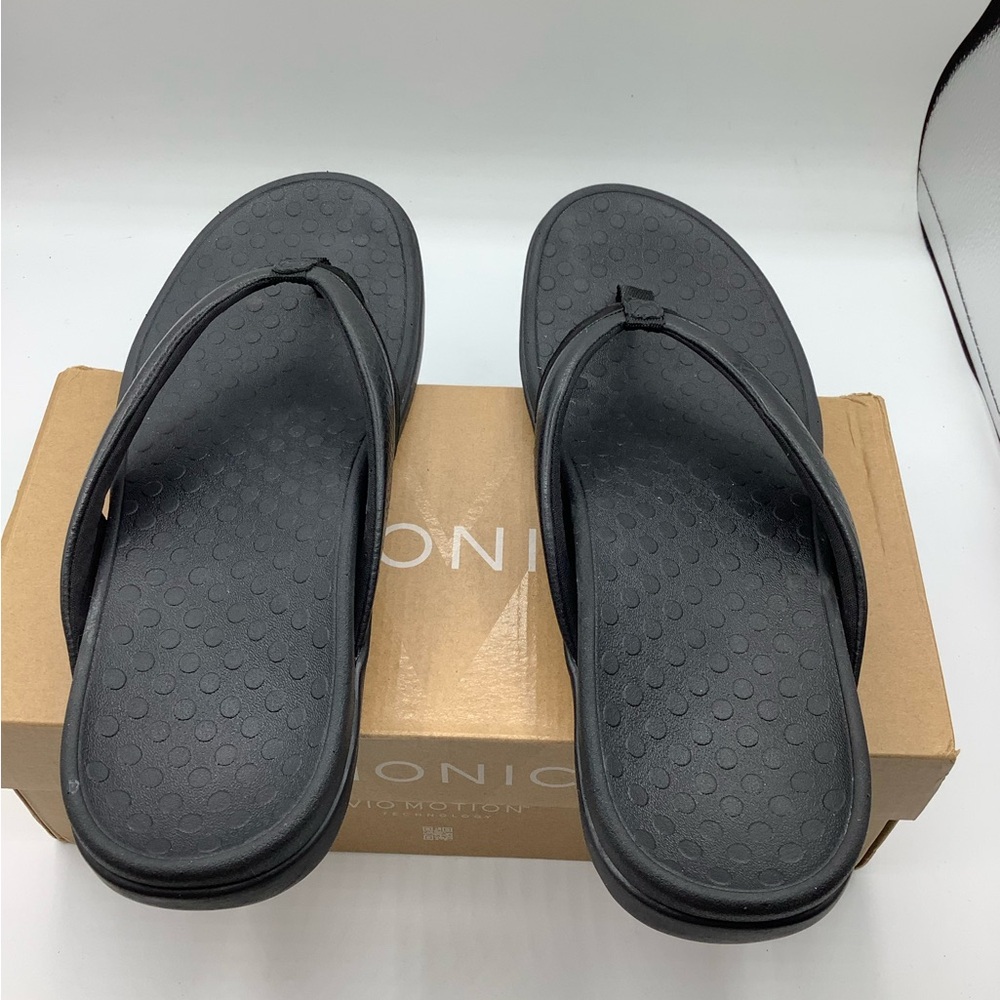 NIB Vionic Shore Black Slides. Women’s size 13M GS1